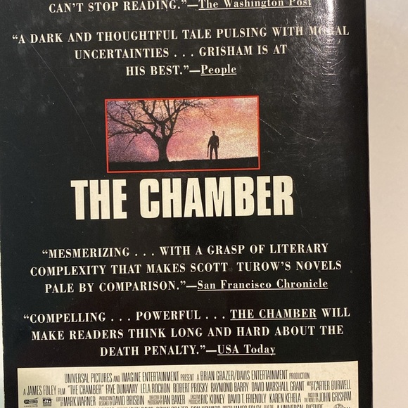 3 John Grisham Paperback Novels Books The Chamber The Rainmaker The Brethren - Picture 3 of 16